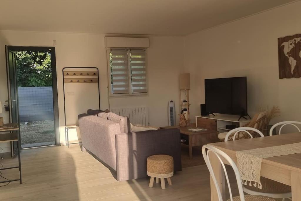Maison Au Calme Entre Collegues Ou Famille - La Boheme - Saint-Seurin-sur-l'Isle Buitenkant foto