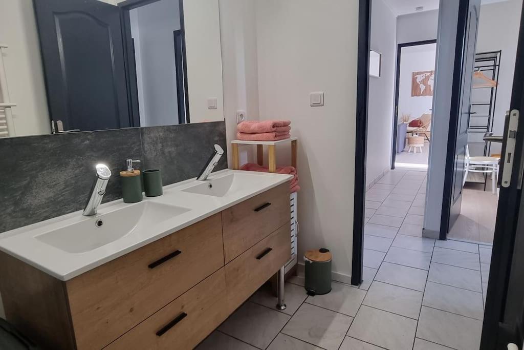 Maison Au Calme Entre Collegues Ou Famille - La Boheme - Saint-Seurin-sur-l'Isle Buitenkant foto